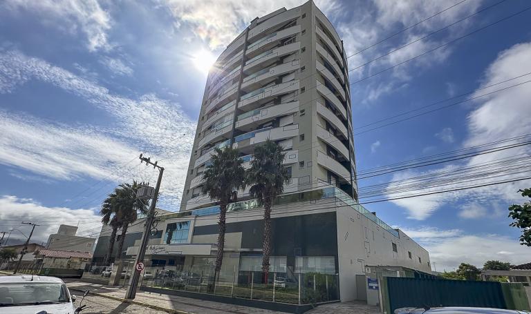 Bgt - Back Green Towers, Trindade