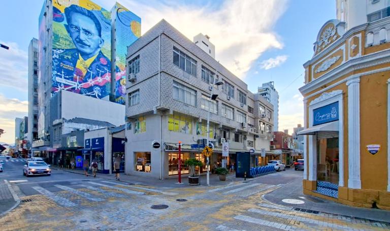 Moema, Centro