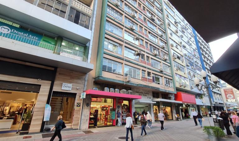 Dias Velho, Centro