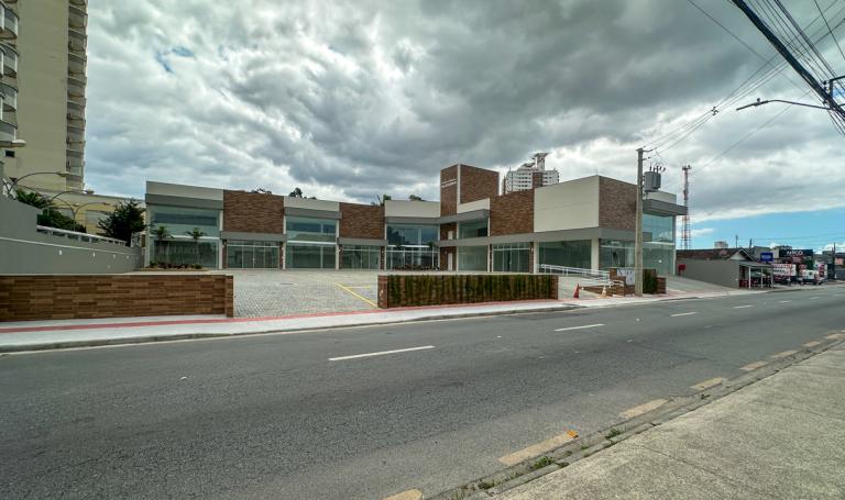Centro Comercial Hillesheim Iii, Centro