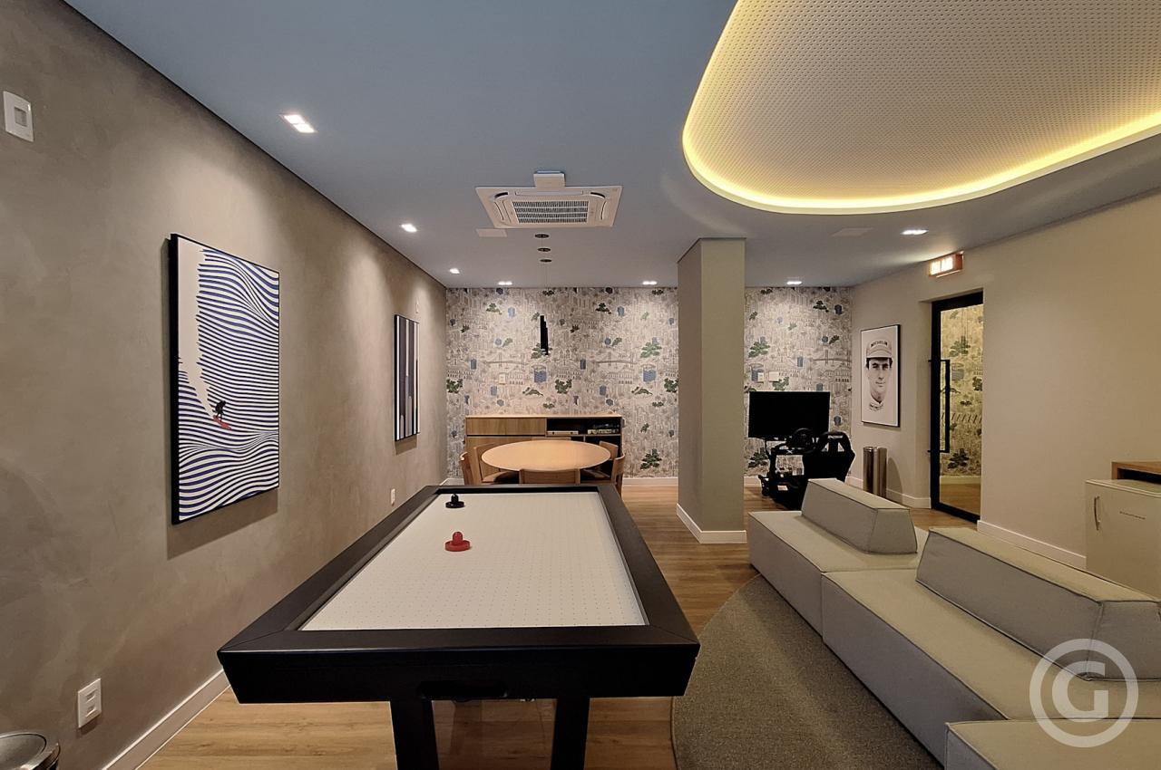sports bar