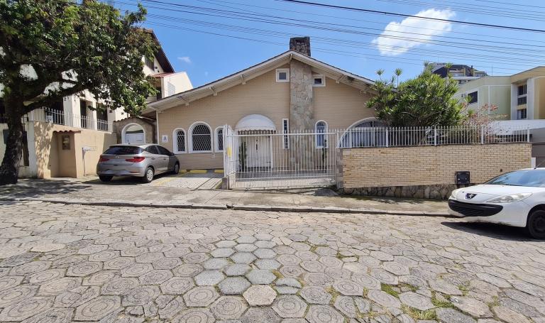 Casa Compacta Trindade Ii - Dr Percy Joao de Borba, Trindade Casa Compacta Trindade Ii - Dr Percy Joao de Borba, Trindade