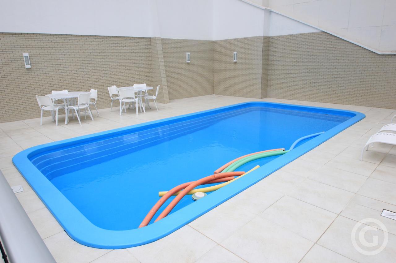 piscina condomínio
