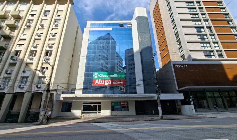 Luiz Carlos Brunet, Centro Luiz Carlos Brunet, Centro