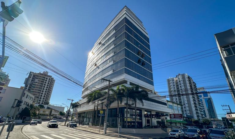 Vitoria Office, Estreito