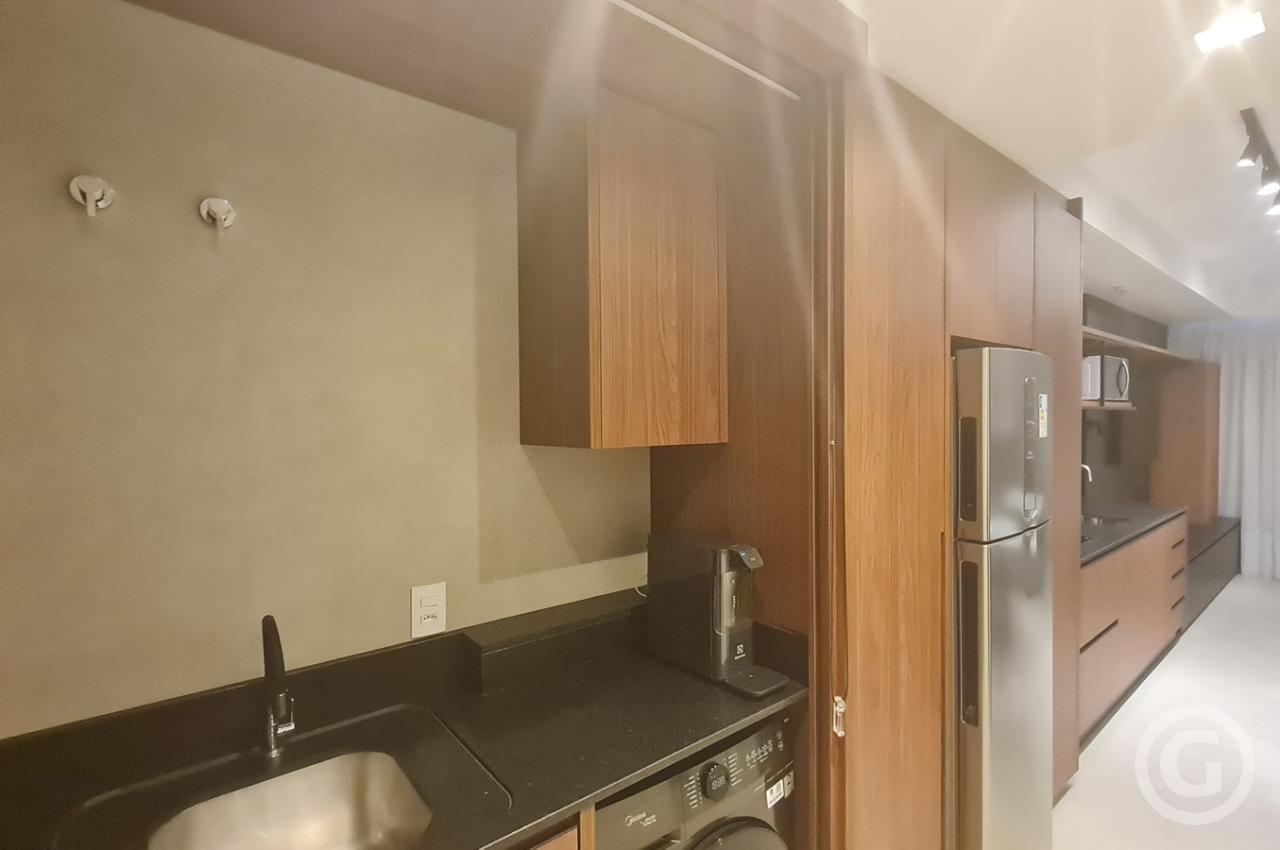 área de serviço e cozinha