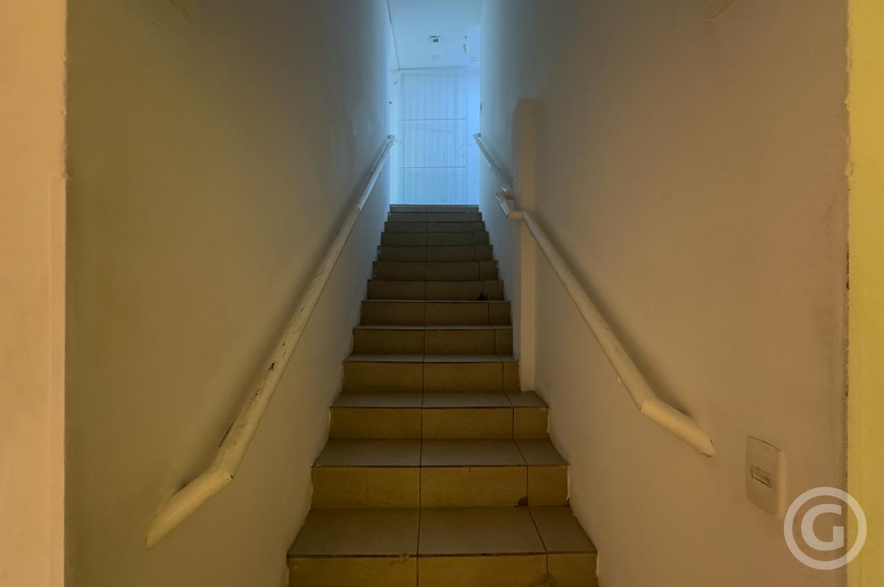 térreo escada térreo escada