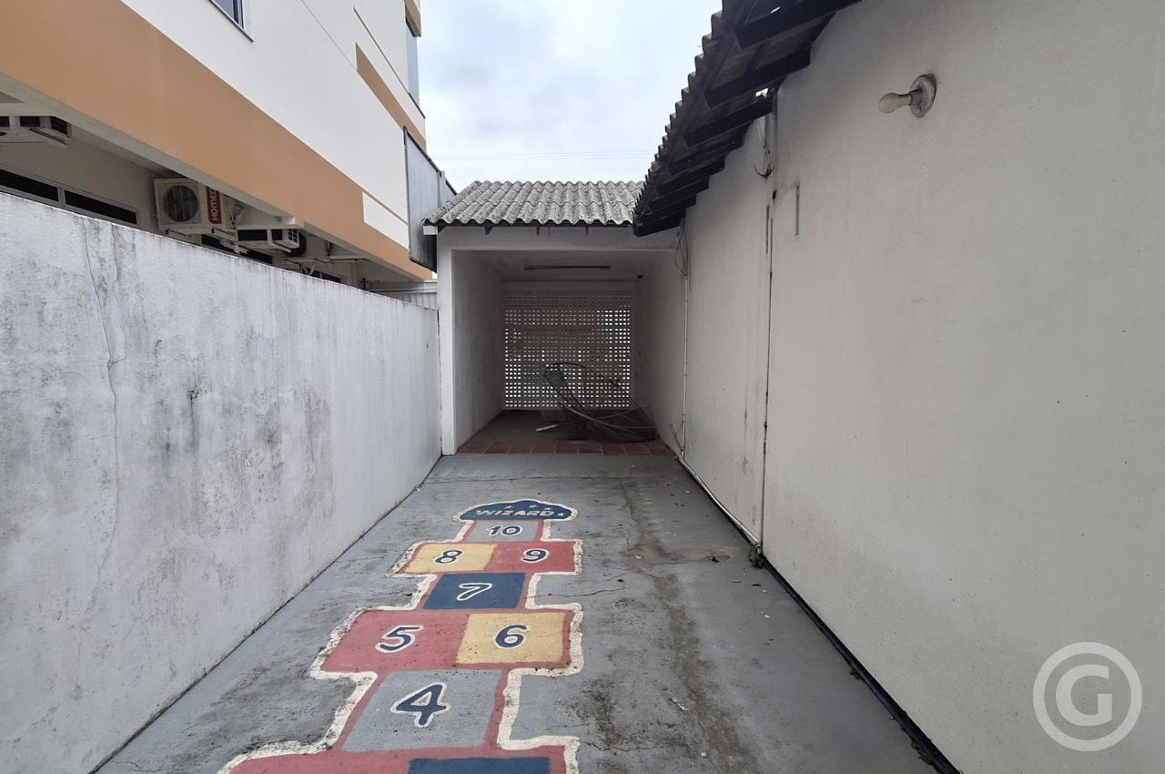 área externa fundos 