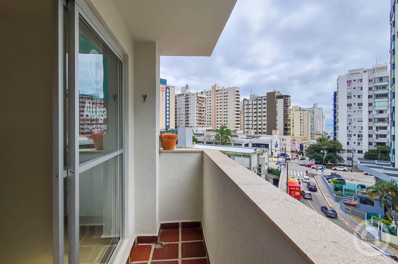 quarto 2 sacada 