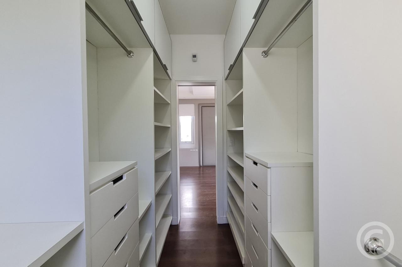 closet suite 2 