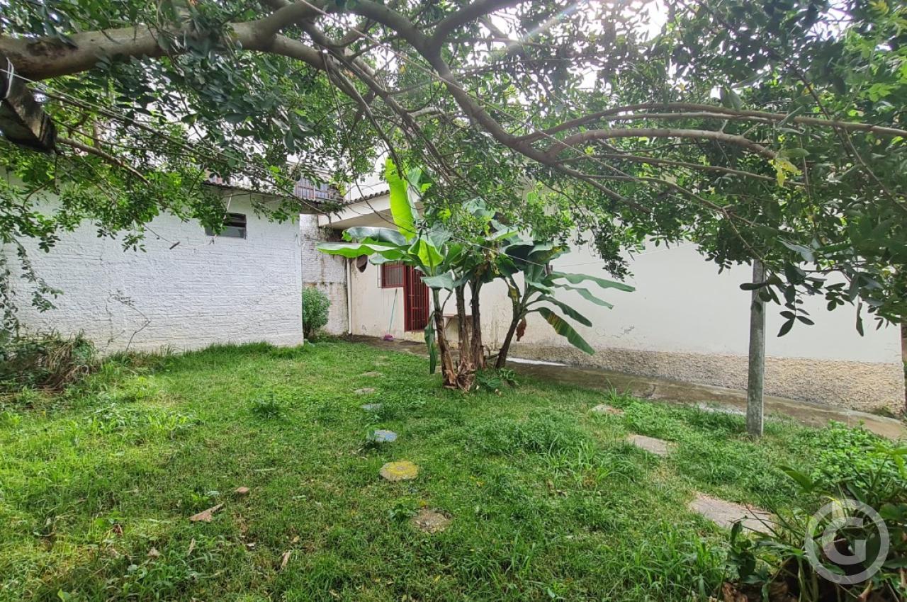 área externa fundos área externa fundos
